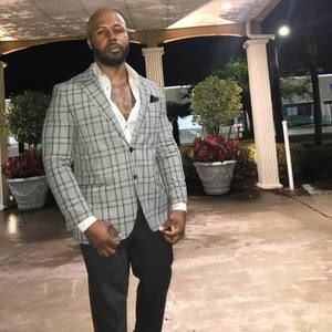 Meet your Posher, Delano